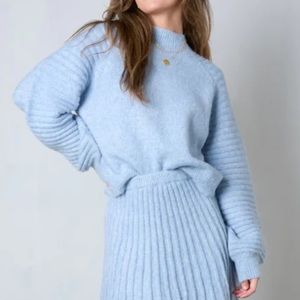 Vestique Light Blue Sweater